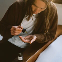 Repair Night Serum Sérum De Nuit Réparateur Rowse -Bun Beauty Magasin 02 22 Encart Inspi Repair Serum ROWSE