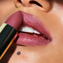 Rouge à Lèvres Semi Mat -Bun Beauty Magasin 3Ral Carre