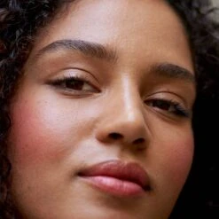 Baume à Lèvres Teinté -Bun Beauty Magasin doria bordeaux