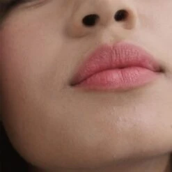 Baume à Lèvres Teinté -Bun Beauty Magasin rouge doria