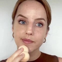 RMS Beauty Re Evolve Natural Finish Foundation Fond De Teint -Bun Beauty Magasin vignettere evolvefondationRMSBeauty