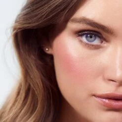 RMS Beauty ReDimension Hydra Powder Blush -Bun Beauty Magasin visuel modele maiden